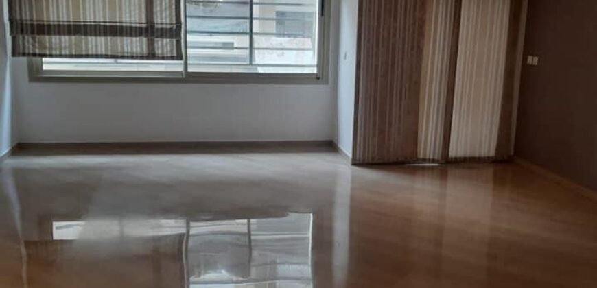 Appt princesses à louer (vide) sup 178 m² 3 ch 3 sdb