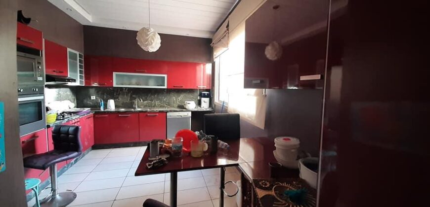 Appt princesses à louer (vide) sup 178 m² 3 ch 3 sdb