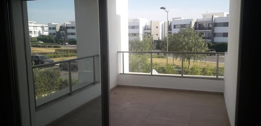 appartement à louer vide à bouskoura 3 ch g Terrasse