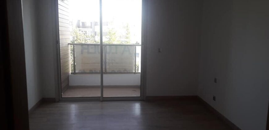 appartement à louer vide à bouskoura 3 ch g Terrasse