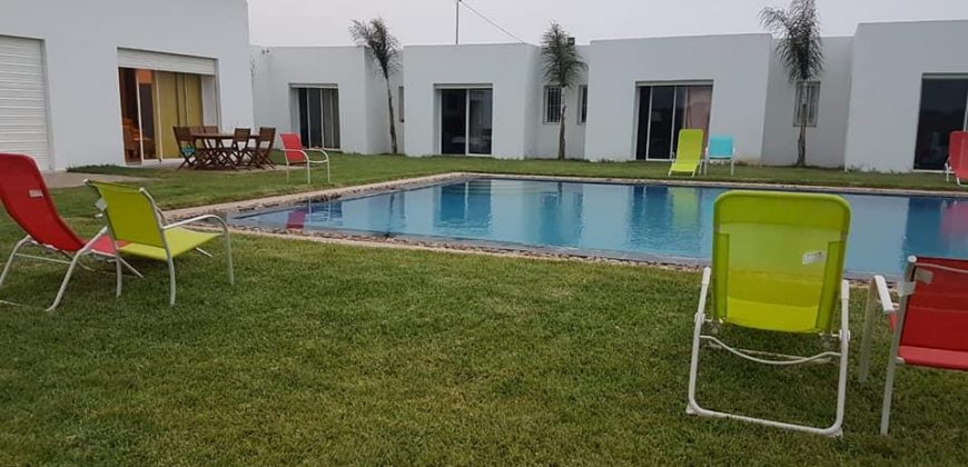 benslimane  villa ferme a vendre a sup 11100 M 4 CH