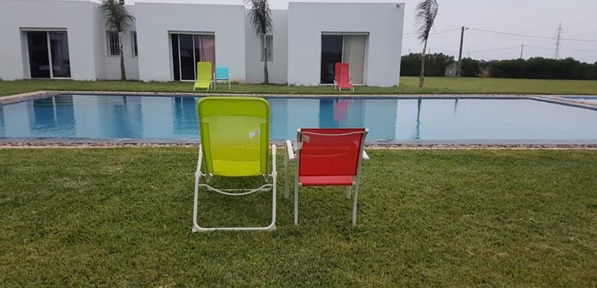 benslimane  villa ferme a vendre a sup 11100 M 4 CH