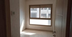 studio neuf à louer vide quartier les hôpitaux 52m²