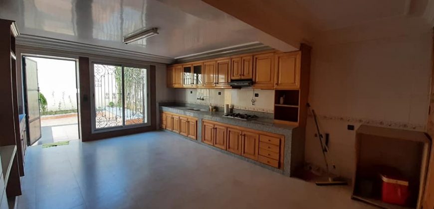 NEARSHORE  VILLA VENDRE A 250 M DE TERRAIN SUR 3 NIVEAUX