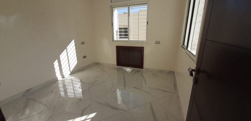 had Soualem –villa a vendre sup 200m de terrain de 2 niveaux