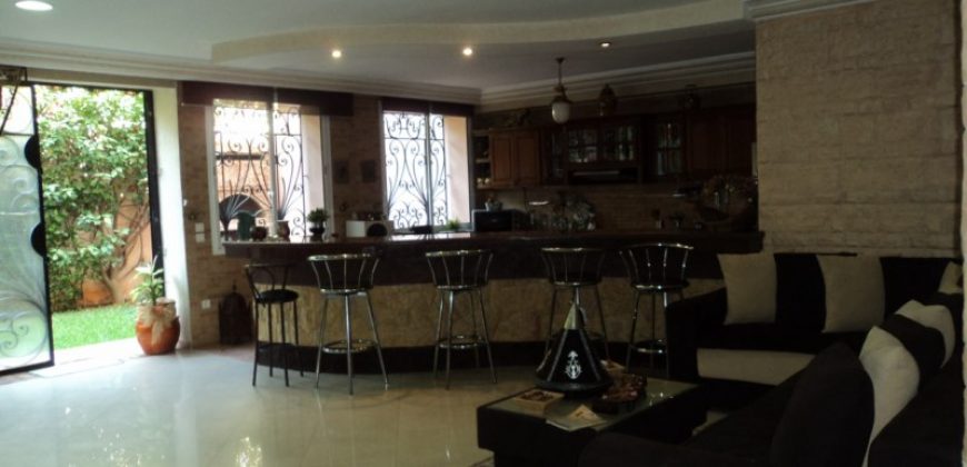 ISLANE VILLA A VENDRE A 300 M 5CH