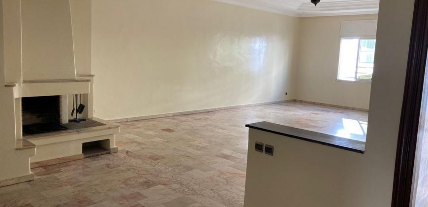 les hopitaux  Appartement à 149m² 3 ch avec ascenseur