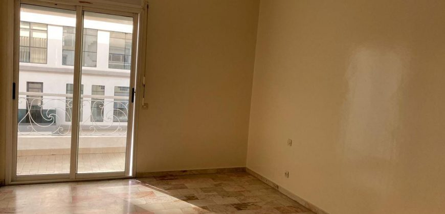 les hopitaux  Appartement à 149m² 3 ch avec ascenseur