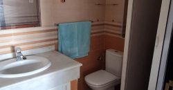 Appt a louer meuble a 2 mars a cote ecole la residence