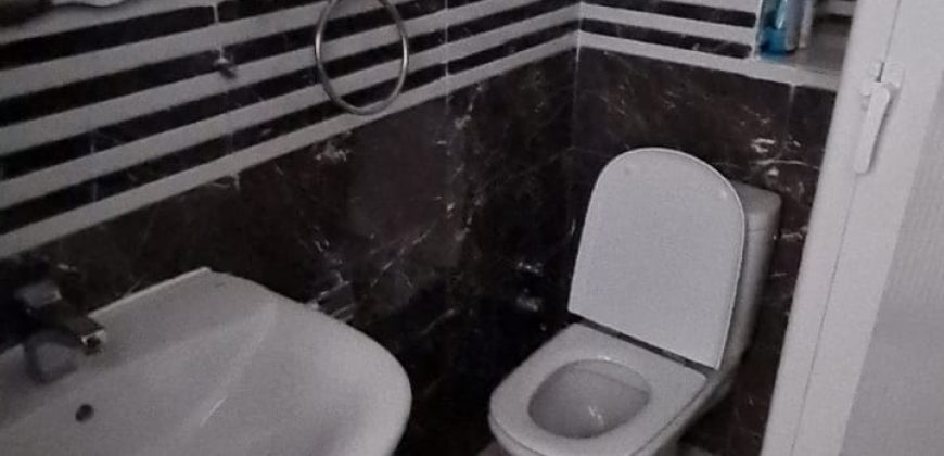 Appt a louer meuble a 2 mars a cote ecole la residence