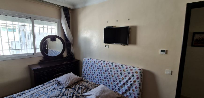 Appt a louer meuble a 2 mars a cote ecole la residence