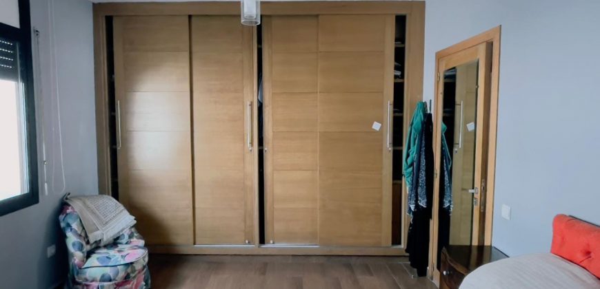 2 mars Appt a vendre à  Superficie 179m² 3ch avec 2 balcon