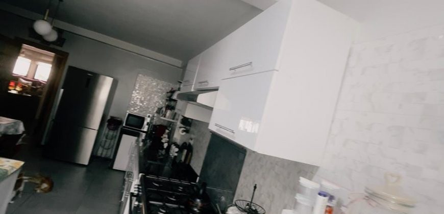 2 mars Appt a vendre à  Superficie 179m² 3ch avec 2 balcon