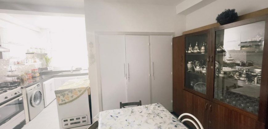 2 mars Appt a vendre à  Superficie 179m² 3ch avec 2 balcon
