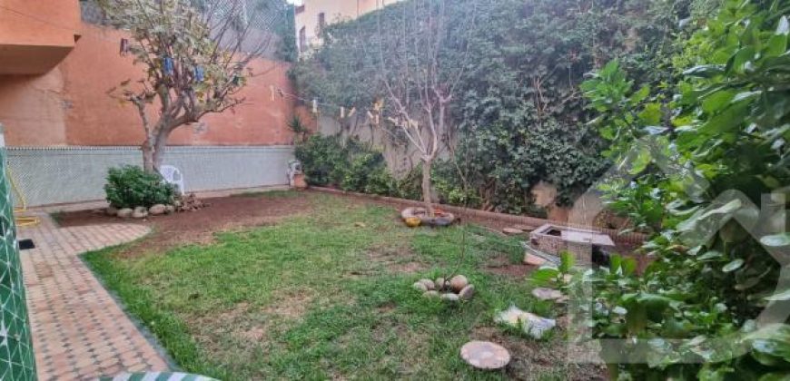 LAIMOUNE  VILLA  1 PRÉS CFC À VENDRE À CASABLANCA de 313 M² | 6 Chambres | 5 SDB