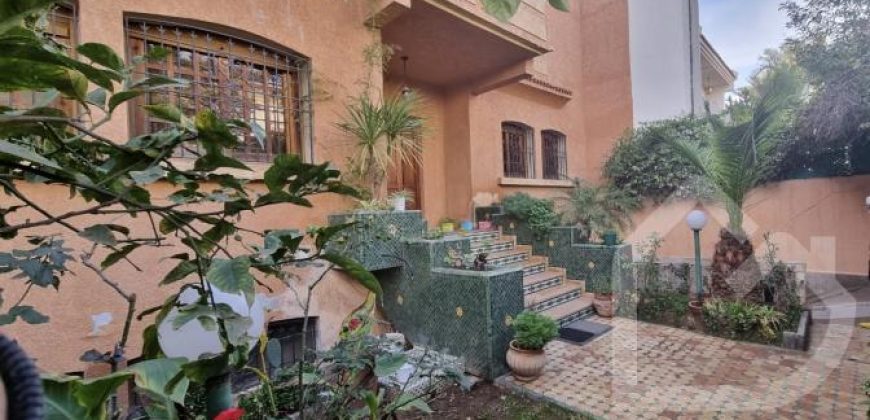 LAIMOUNE  VILLA  1 PRÉS CFC À VENDRE À CASABLANCA de 313 M² | 6 Chambres | 5 SDB