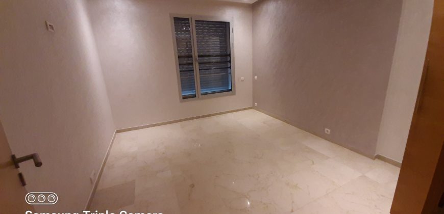 BEAUSEJOUR -appt louer vide a beausejour residence standing