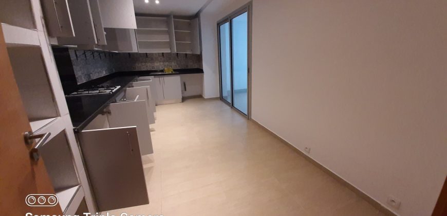 BEAUSEJOUR -appt louer vide a beausejour residence standing