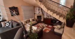 californie   villa a vendre a sup 425 M 3 niveaux 4 chambres à l étage