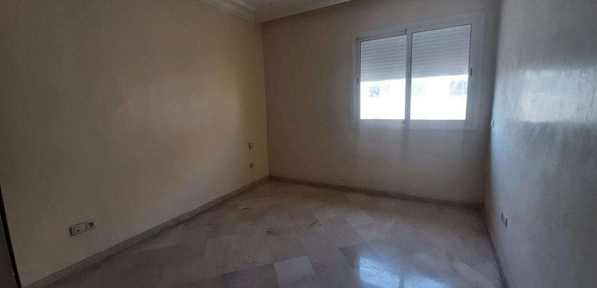 bourgogne — appartement a vendre a cote mosquée Hassan II sup 120 M 3 CH