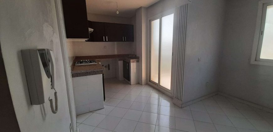 bourgogne — appartement a vendre a cote mosquée Hassan II sup 120 M 3 CH