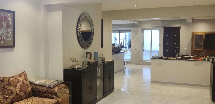 2 MARS APPARTEMENT A VENDRE A  SUP 155M² +32M² TERRASSE
