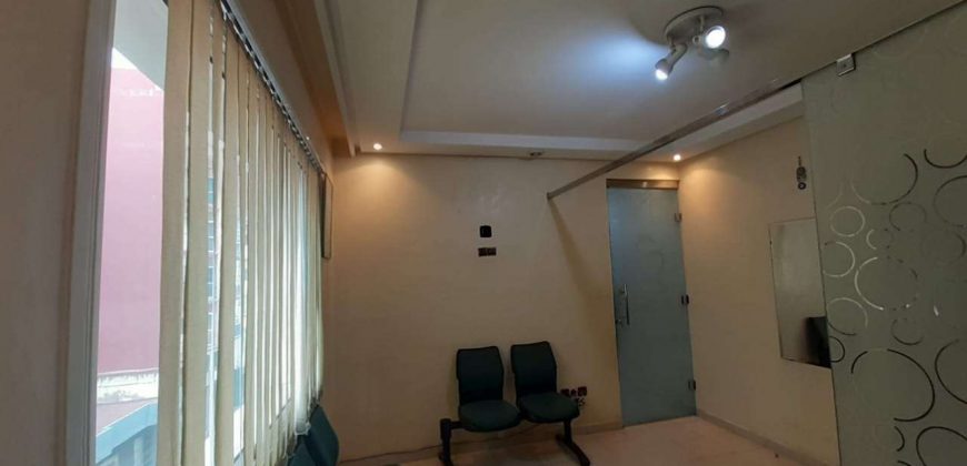 maarif ext Bureau a vendre Sup 61m 1 salon 2 chambres  parallele a biranzaran