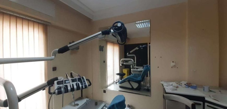 maarif ext Bureau a vendre Sup 61m 1 salon 2 chambres  parallele a biranzaran