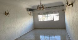 Appt 87m² californie -de 3 pièces sup de 87m² et une cuisine bien équipée
