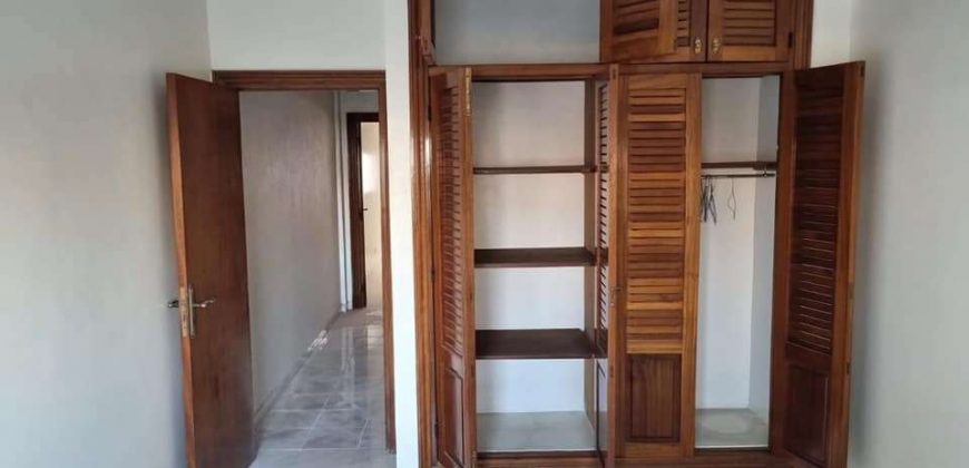 Appartement  a louer vide bourgogne 140m 3 ch sans vis vis