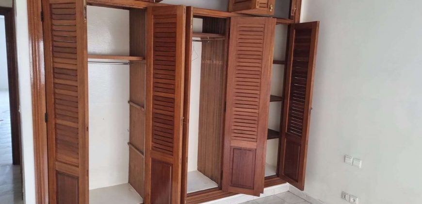 Appartement  a louer vide bourgogne 140m 3 ch sans vis vis