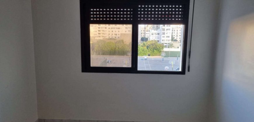 Appartement  a louer vide bourgogne 140m 3 ch sans vis vis
