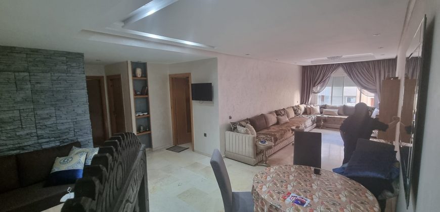 maarif extension -appt a vendre a  sup 123 M 2 CH  derrière piscine mohammed V