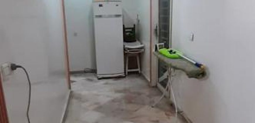 2 mars -appartement a vendre a  SUP 157 M 3 CH terrasse