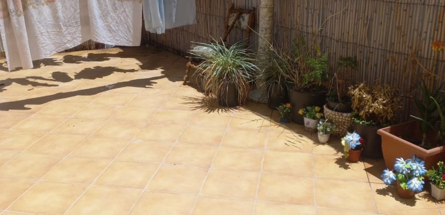 maarif ext -appartement a vendre 85 m+ 40 de cours