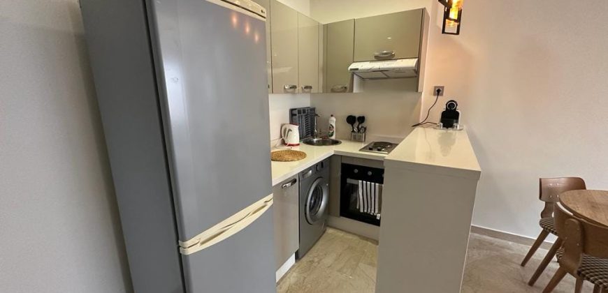 STUDIO LUXUEUX A LOUER MEUBLE a maarif ext 1 CH