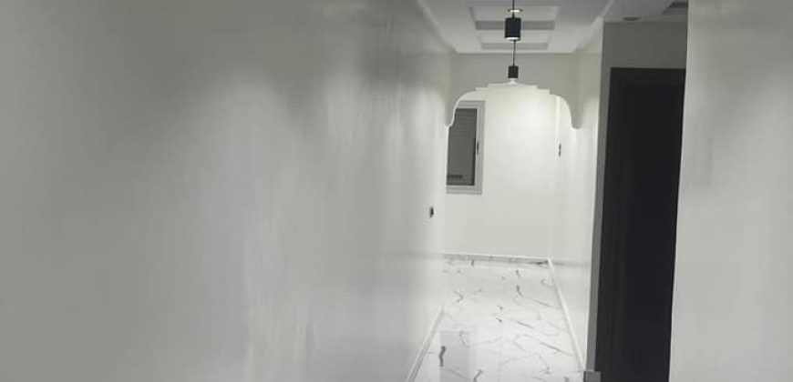 HOPITAUX -Appartement a louer vide les hopitaux sup 130 M  les hopitaux