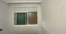 APPARTEMENT A LOUER VIDE MERSULTAN 3 CHAMBRES 6000 DHS 