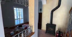 villa à louer à tnaine chtouka de presque un ha (eau puit +Radeej+ courant one)