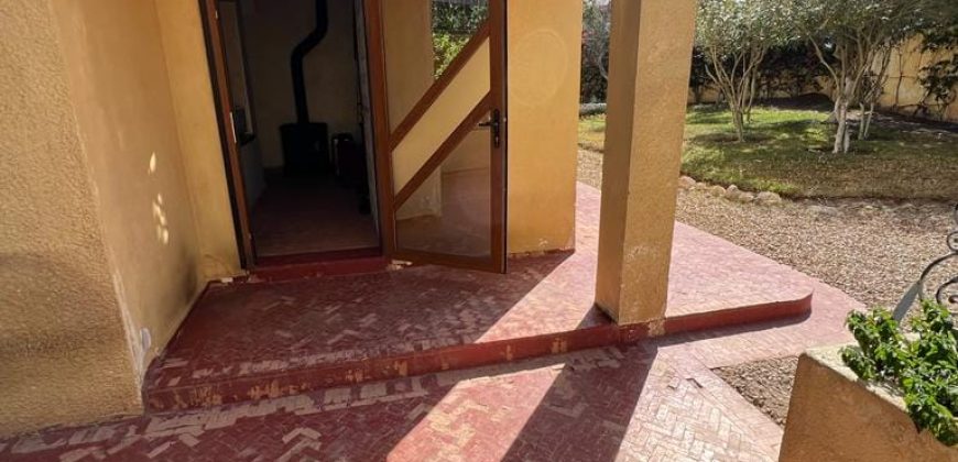villa à louer à tnaine chtouka de presque un ha (eau puit +Radeej+ courant one)