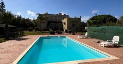 villa à louer à tnaine chtouka de presque un ha (eau puit +Radeej+ courant one)
