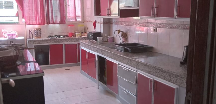Bourgogne ap lm 2 CH propriétaire  demande 8000 dhs