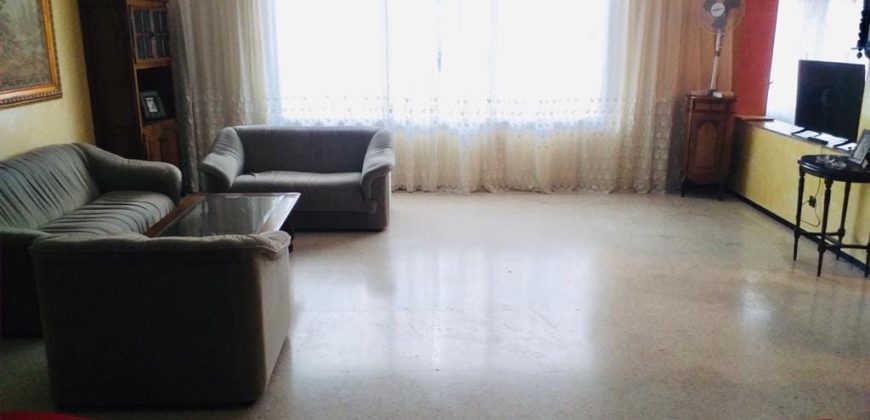Les hopitaux  appartement a vendre sup 235m 3 CH a 185 millions a cote Marjane