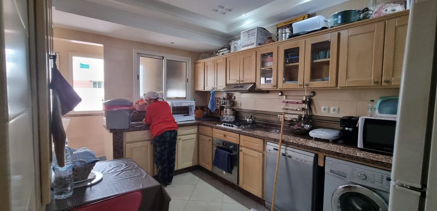 maarif extension -Appt a vendre a  114m² 3 ch avec Balcon