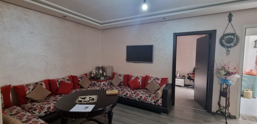 STUDIO A VENDRE MMARIF SUP 69 M DONT TERRASSE 10M
