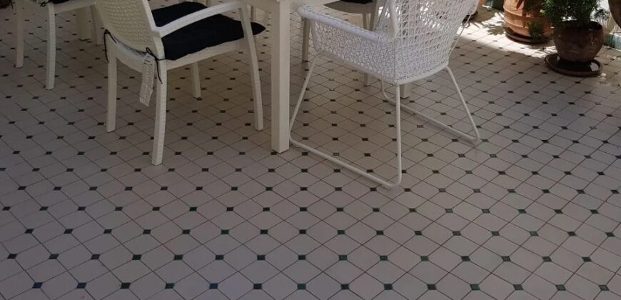 MAARIF EXT — appartement. a vendre derriere clinique Maghreb 148M  62 HAB