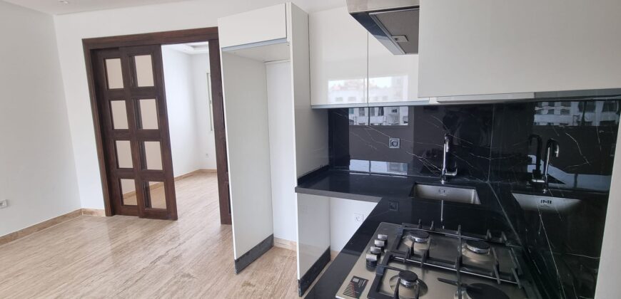 riviera studio a louer vide 1 CH  neuf a 6000 DHS